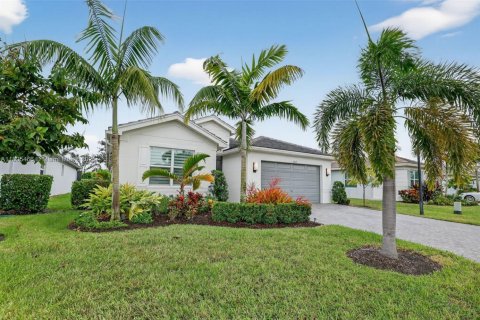 Villa ou maison à vendre à Port St. Lucie, Floride: 3 chambres, 201.32 m2 № 1947215 - photo 3