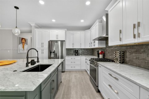 Villa ou maison à vendre à Port St. Lucie, Floride: 3 chambres, 201.32 m2 № 1947215 - photo 8