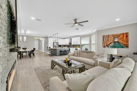 Villa ou maison à vendre à Port St. Lucie, Floride: 3 chambres, 201.32 m2 № 1947215 - photo 17
