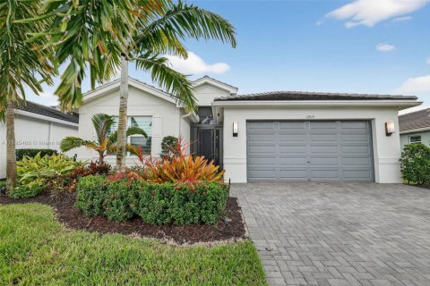 Villa ou maison à vendre à Port St. Lucie, Floride: 3 chambres, 201.32 m2 № 1947215 - photo 1