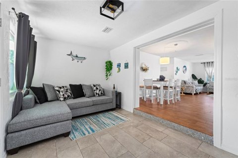 Villa ou maison à louer à New Smyrna Beach, Floride: 3 chambres, 145.86 m2 № 875139 - photo 26