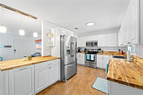 Villa ou maison à louer à New Smyrna Beach, Floride: 3 chambres, 145.86 m2 № 875139 - photo 30