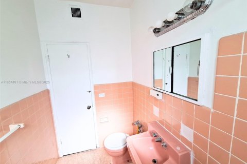 Copropriété à louer à Miami Beach, Floride: 1 chambre, 65.03 m2 № 1963134 - photo 13