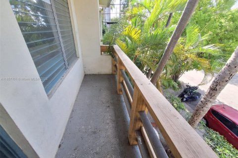 Copropriété à louer à Miami Beach, Floride: 1 chambre, 65.03 m2 № 1963134 - photo 14