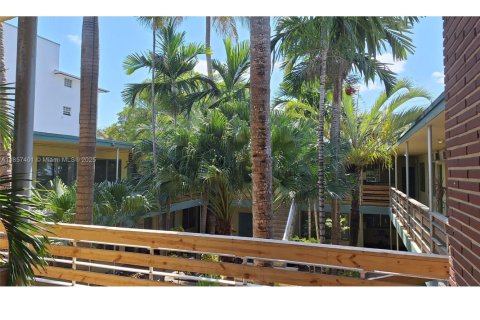 Copropriété à louer à Miami Beach, Floride: 1 chambre, 65.03 m2 № 1963134 - photo 23