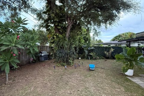House in Cutler Bay, Florida 5 bedrooms, 181.72 sq.m. № 1859073 - photo 26