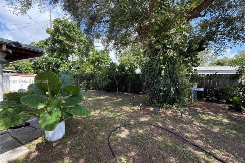 House in Cutler Bay, Florida 5 bedrooms, 181.72 sq.m. № 1859073 - photo 25