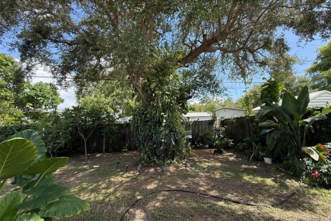 House in Cutler Bay, Florida 5 bedrooms, 181.72 sq.m. № 1859073 - photo 24