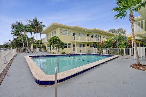 Copropriété à louer à Miami Beach, Floride: 2 chambres, 100.24 m2 № 1999736 - photo 26