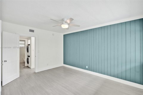 Copropriété à louer à Miami Beach, Floride: 2 chambres, 100.24 m2 № 1999736 - photo 22