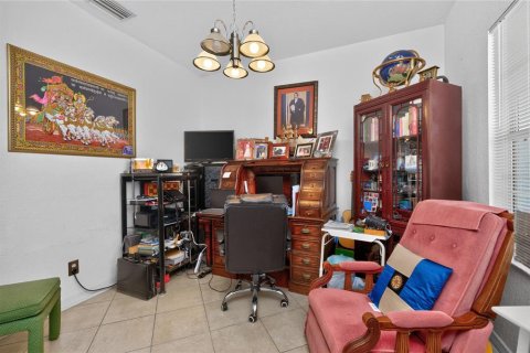 Купить виллу или дом в Пунта-Горда, Флорида 7 комнат, 187.66м2, № 2208262 - фото 21