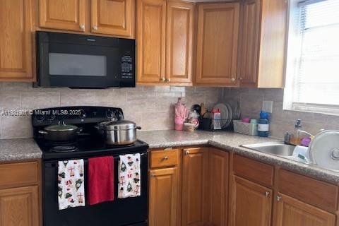 Condo in Miami, Florida, 2 bedrooms  № 2054251 - photo 3