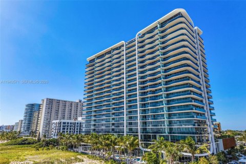 Condominio en venta en Pompano Beach, Florida, 2 dormitorios № 2000793 - foto 27