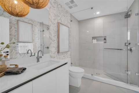 Condominio en venta en Pompano Beach, Florida, 2 dormitorios № 2000793 - foto 19