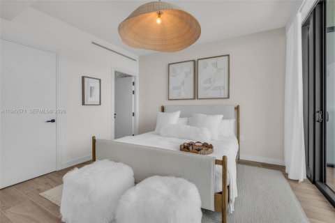 Condominio en venta en Pompano Beach, Florida, 2 dormitorios № 2000793 - foto 17