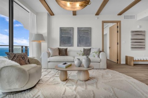 Condominio en venta en Pompano Beach, Florida, 2 dormitorios № 2000793 - foto 5