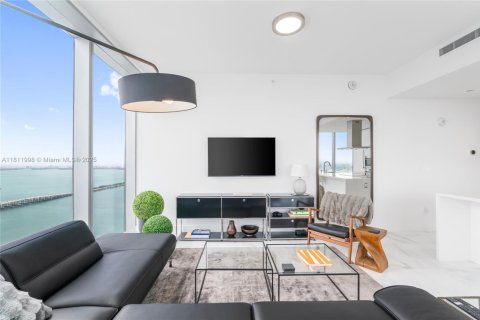 Copropriété à louer à Miami, Floride: 2 chambres, 105.35 m2 № 1943081 - photo 13