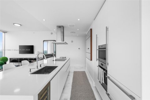 Copropriété à louer à Miami, Floride: 2 chambres, 105.35 m2 № 1943081 - photo 7