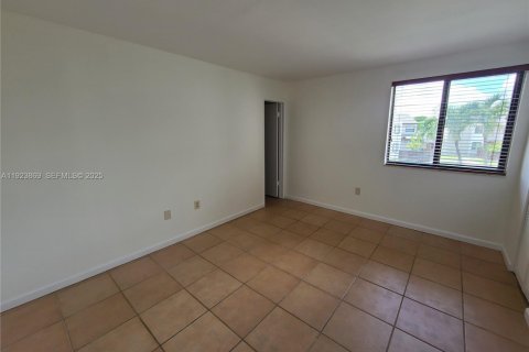 Снять в аренду кондоминиум в Майами, Флорида 2 спальни, 93.37м2, № 1982882 - фото 19