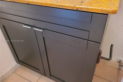 Снять в аренду кондоминиум в Майами, Флорида 2 спальни, 93.37м2, № 1982882 - фото 30