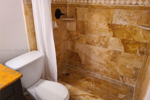 Снять в аренду кондоминиум в Майами, Флорида 2 спальни, 93.37м2, № 1982882 - фото 26