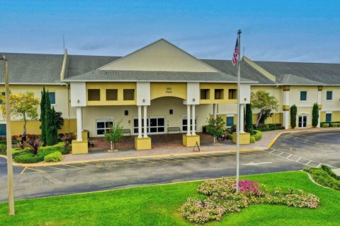 Condo in West Palm Beach, Florida, 2 bedrooms № 2181074 - photo 17