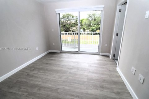 Townhouse in Homestead, Florida 4 bedrooms, 133.22 sq.m. № 1470839 - photo 12