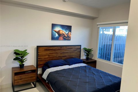 Townhouse in Homestead, Florida 4 bedrooms, 133.22 sq.m. № 1470839 - photo 15