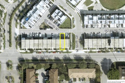 Townhouse in Homestead, Florida 4 bedrooms, 133.22 sq.m. № 1470839 - photo 4