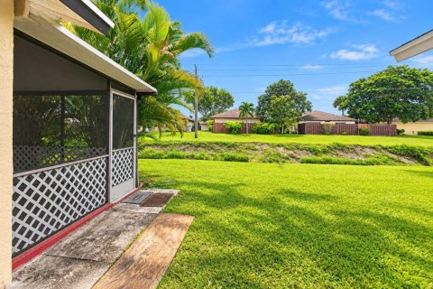 Casa en venta en West Palm Beach, Florida, 2 dormitorios, 109.62 m2 № 2412333 - foto 29