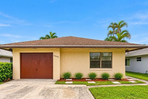 Casa en venta en West Palm Beach, Florida, 2 dormitorios, 109.62 m2 № 2412333 - foto 3