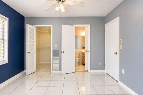 Casa en venta en West Palm Beach, Florida, 2 dormitorios, 109.62 m2 № 2412333 - foto 16