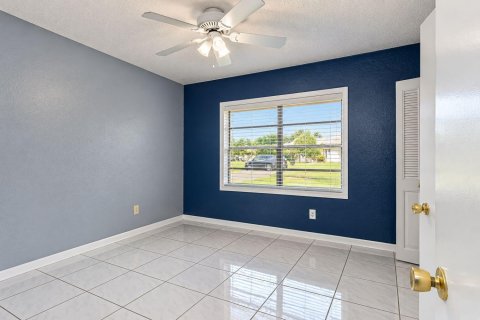 Casa en venta en West Palm Beach, Florida, 2 dormitorios, 109.62 m2 № 2412333 - foto 17
