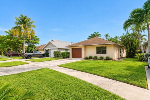 Casa en venta en West Palm Beach, Florida, 2 dormitorios, 109.62 m2 № 2412333 - foto 4
