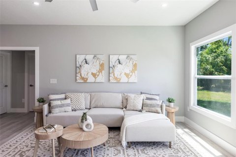 Villa ou maison à vendre à Port Charlotte, Floride: 5 chambres, 213.21 m2 № 1769386 - photo 10