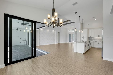 Villa ou maison à vendre à Cape Coral, Floride: 3 chambres, 186.18 m2 № 2389093 - photo 23