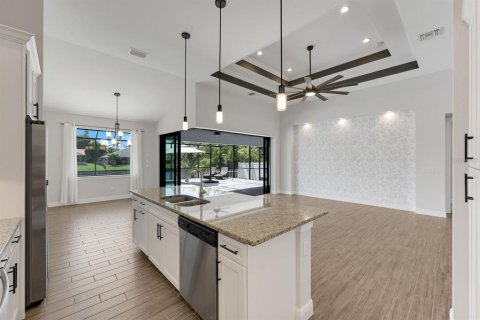Villa ou maison à vendre à Cape Coral, Floride: 3 chambres, 186.18 m2 № 2389093 - photo 20
