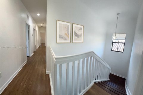 Casa en alquiler en Homestead, Florida, 5 dormitorios, 271.65 m2 № 1921495 - foto 13