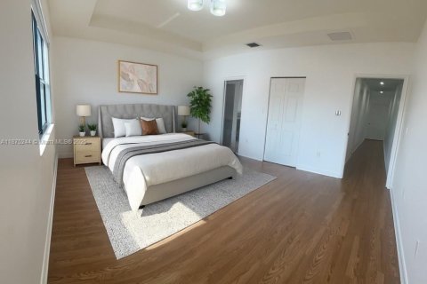 Casa en alquiler en Homestead, Florida, 5 dormitorios, 271.65 m2 № 1921495 - foto 17