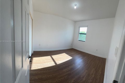 Casa en alquiler en Homestead, Florida, 5 dormitorios, 271.65 m2 № 1921495 - foto 30