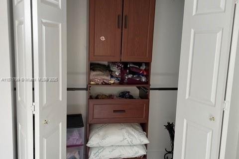 Copropriété à louer à Hialeah, Floride: 3 chambres, 106.84 m2 № 1922035 - photo 9