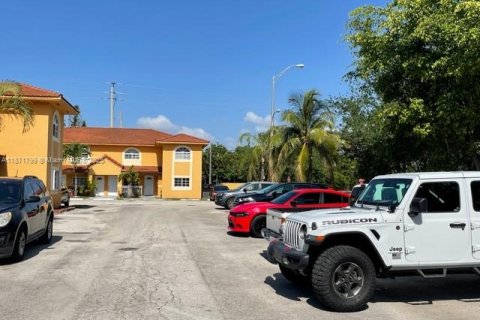 Copropriété à louer à Hialeah, Floride: 3 chambres, 106.84 m2 № 1922035 - photo 14
