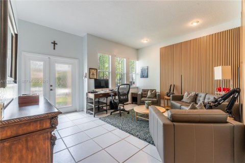 Casa en venta en Davie, Florida, 3 dormitorios, 152.27 m2 № 1982652 - foto 4