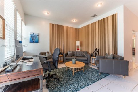 Casa en venta en Davie, Florida, 3 dormitorios, 152.27 m2 № 1982652 - foto 5