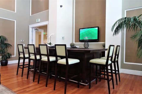 Condo in West Palm Beach, Florida, 1 bedroom  № 1133070 - photo 1