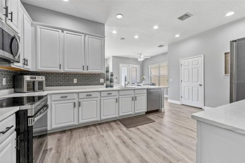 Casa en alquiler en Riverview, Florida, 3 dormitorios, 213.3 m2 № 1846579 - foto 12
