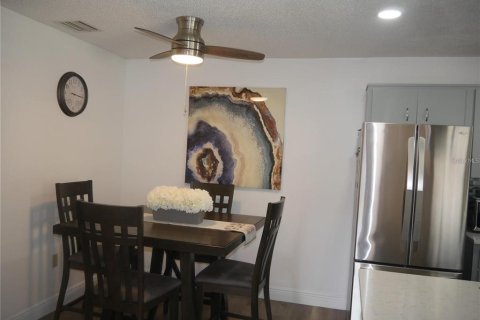 Copropriété à louer à New Port Richey, Floride: 2 chambres, 76.64 m2 № 2147698 - photo 10