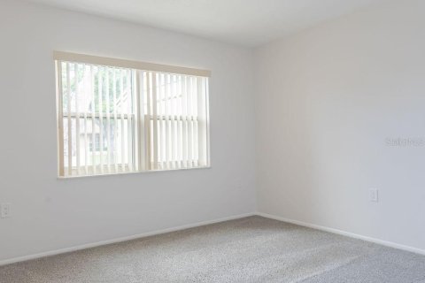 Condo in Holiday, Florida, 2 bedrooms  № 1828419 - photo 6