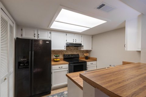 Touwnhouse à vendre à Gainesville, Floride: 2 chambres, 103.21 m2 № 1759831 - photo 5