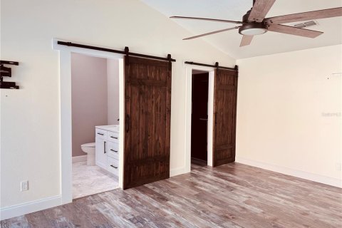 House in Orlando, Florida 3 bedrooms, 172.05 sq.m. № 1718047 - photo 20